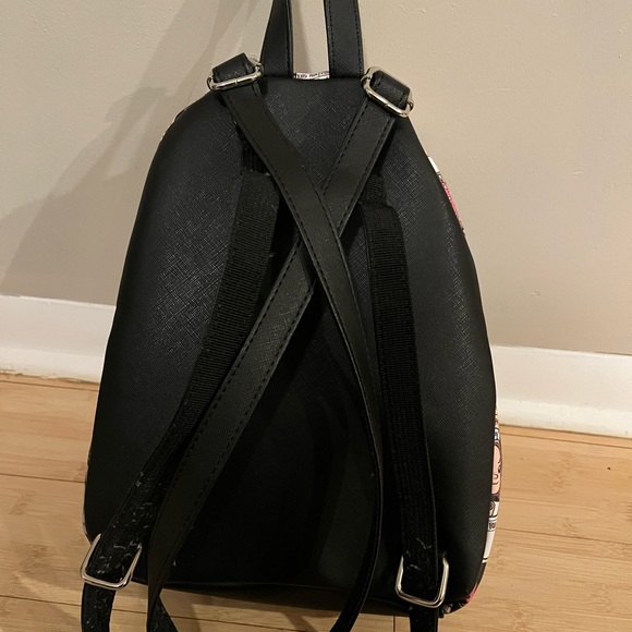 Stranger Things mini Backpack - Picture 4 of 4